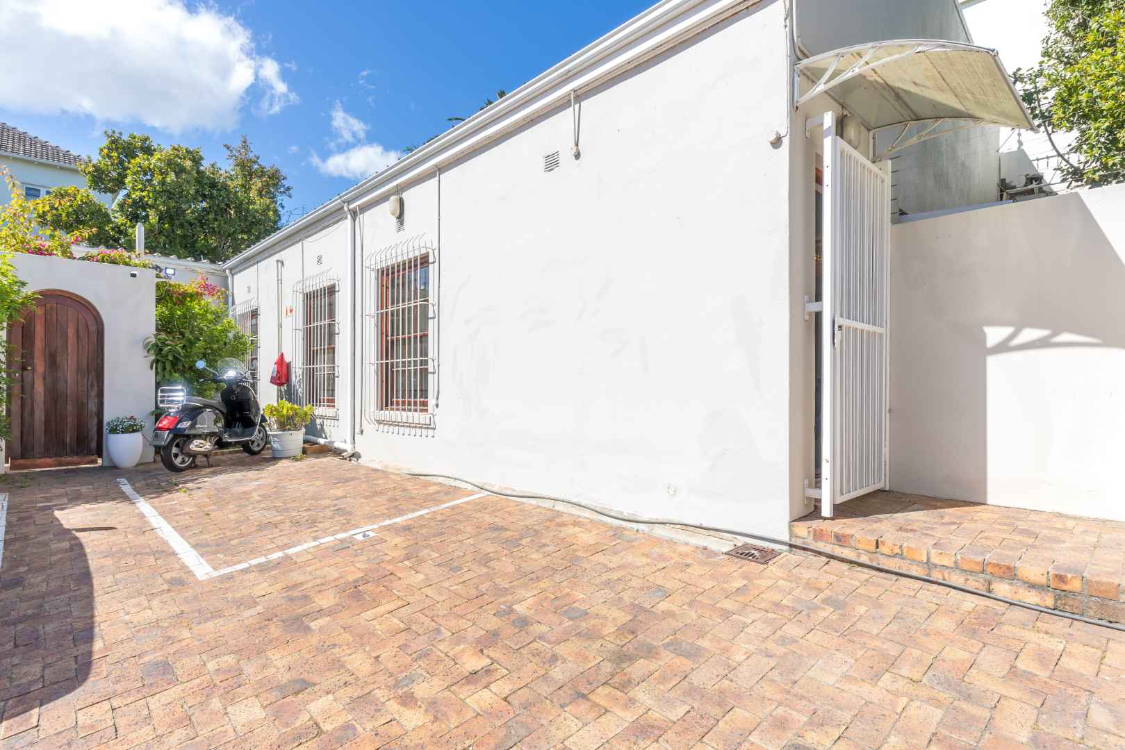 2 Bedroom Property for Sale in Green Point Western Cape